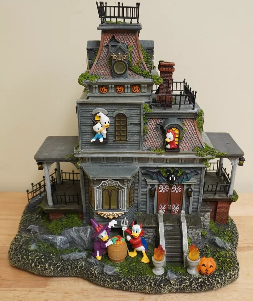 Disney Halloween Village Set-Haunted House Mickey Mouse Lights&Sounds Costco